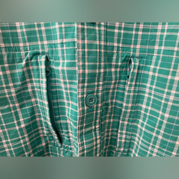 Duluth Trading Co Green Plaid Men's Vented Nylon Blend Outdoors Shirt - Medium - Picture 5 of 11